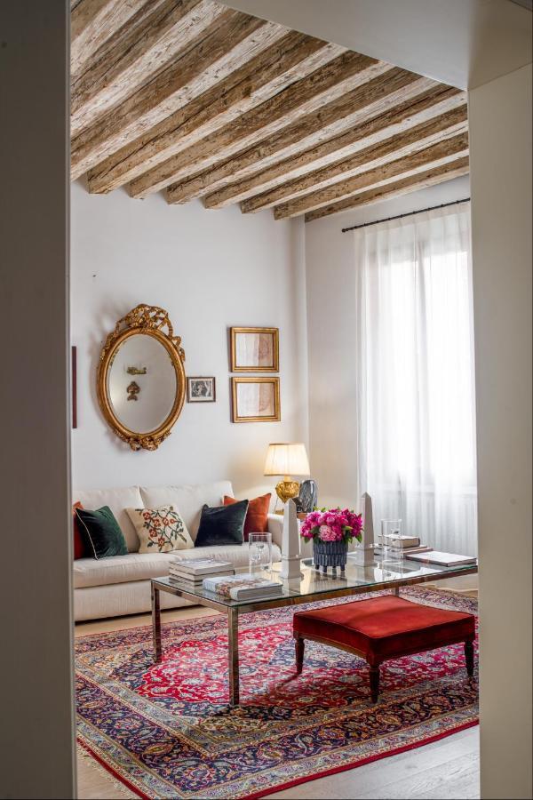 Miracoli Apartment With View On The Canal R&R Venedig Exteriör bild