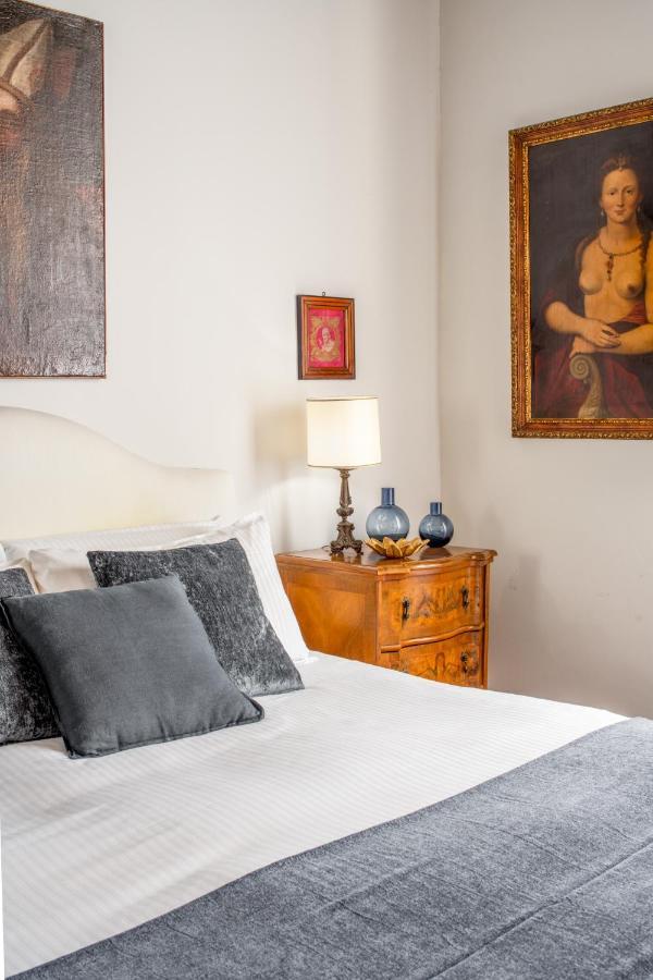 Miracoli Apartment With View On The Canal R&R Venedig Exteriör bild