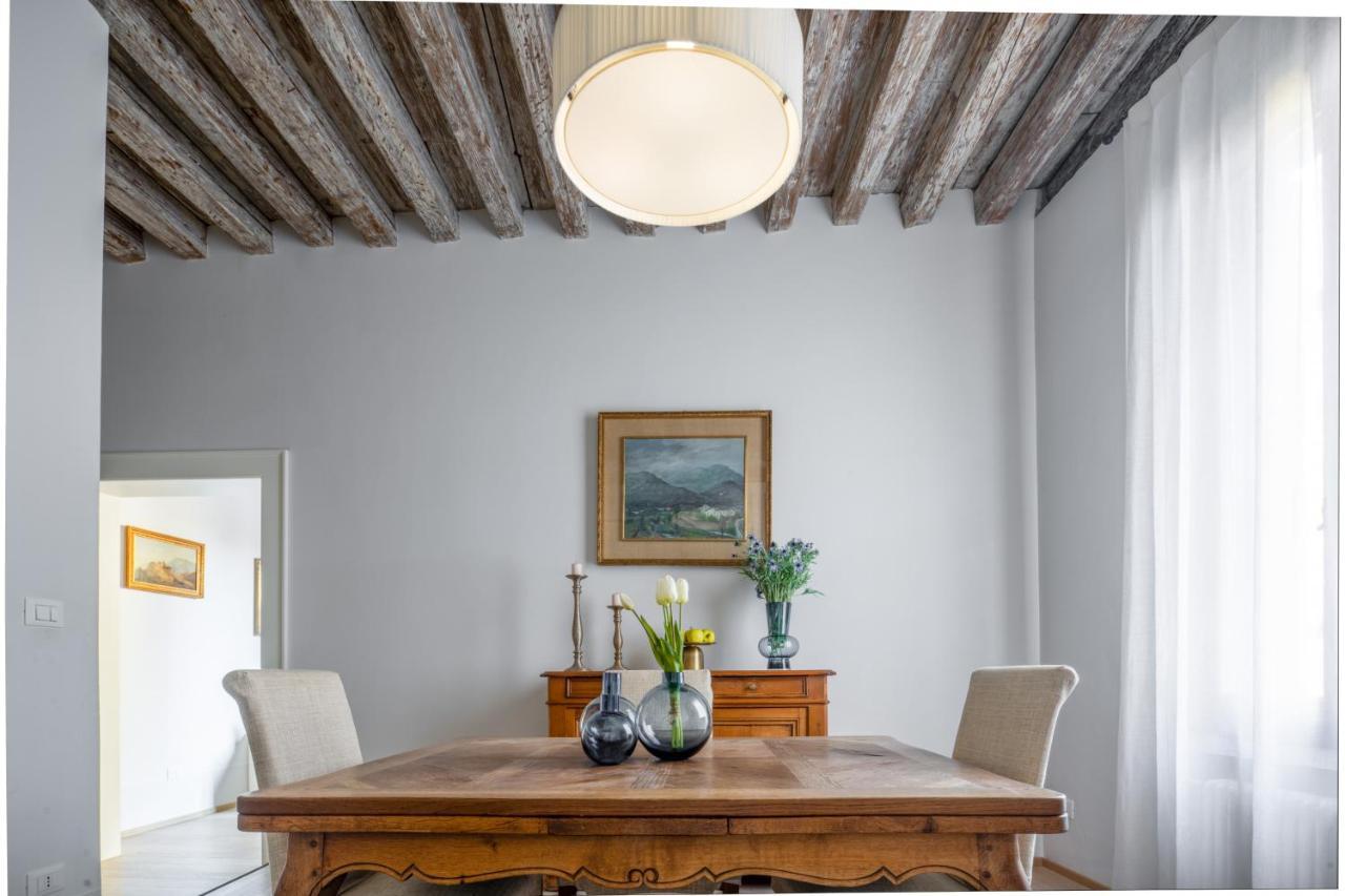 Miracoli Apartment With View On The Canal R&R Venedig Exteriör bild